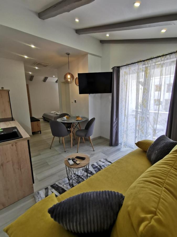 New Nikolina 4 Star Lejlighed Mali Lošinj Eksteriør billede